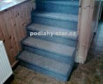 Polep schodů zátěžovým kobercem