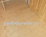 Masivní dřevěná podlaha