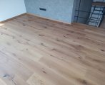 Dřevěná třívrstvá podlaha