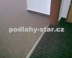 Koberec a čistící zóna se soklem